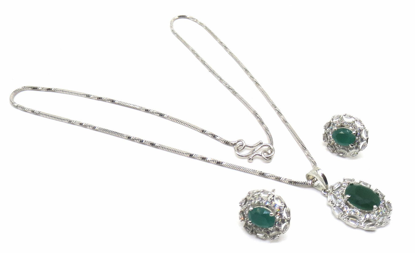 Jewelshingar Jewellery Green Colour Pendant Set For Women ( 56078PSD )