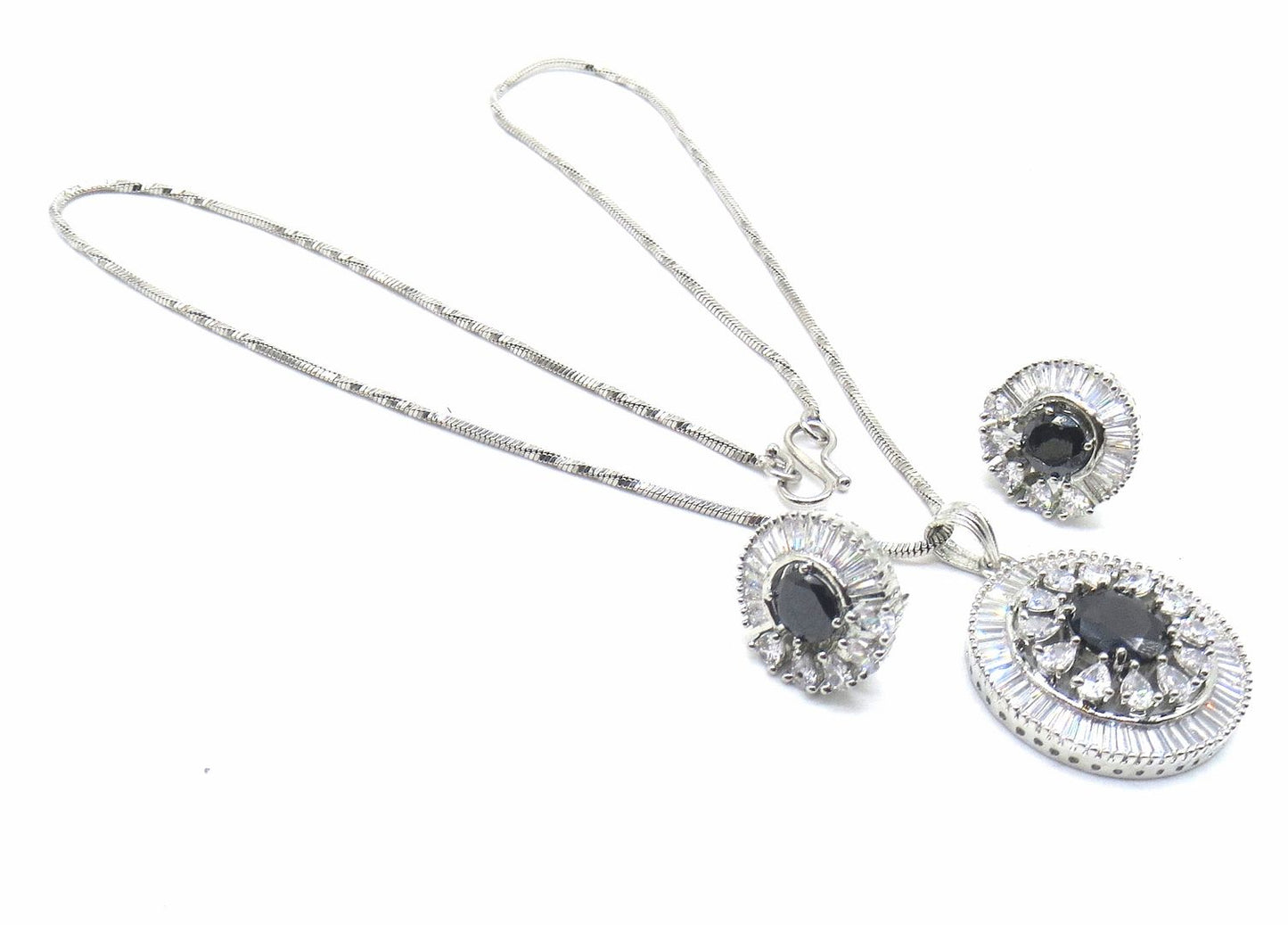 Jewelshingar Jewellery Black Colour Pendant Set For Women ( 56148PSD )