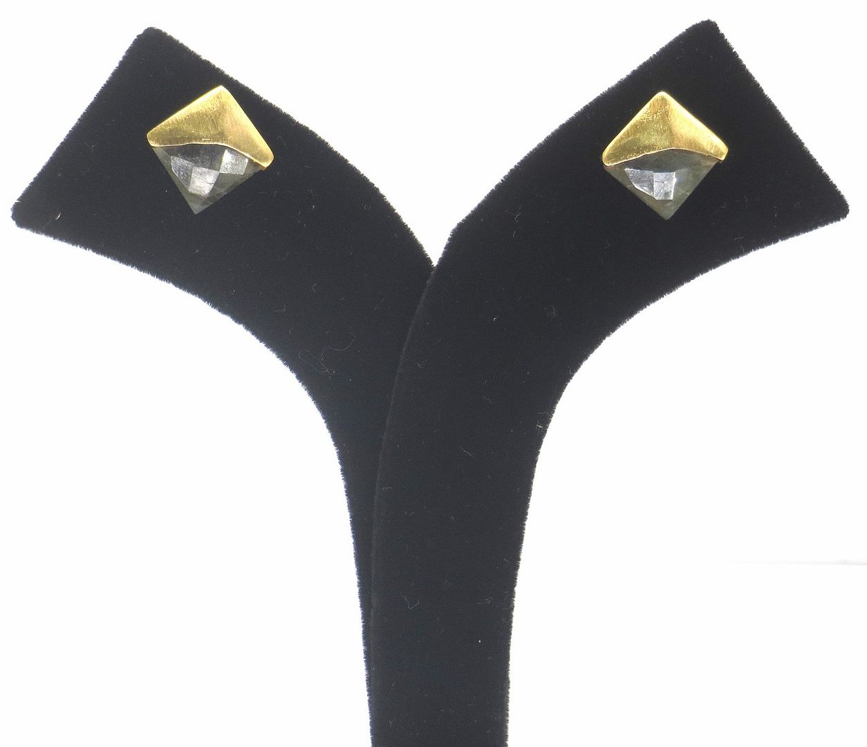 Jewelshingar Jewellery Gold Plated Grey Colour Earrings For Women ( 57301URS )