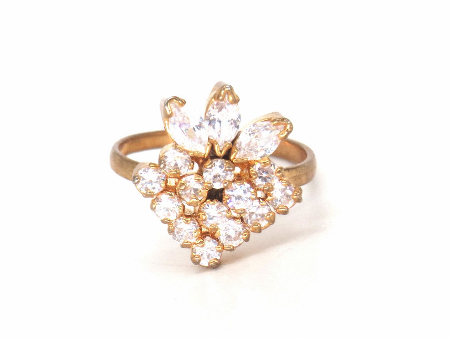 Jewelshingar Jewellery American Diamond Clear Colour Size 15 Rose Gold Plated Ring For Girls ( 59301RIN )
