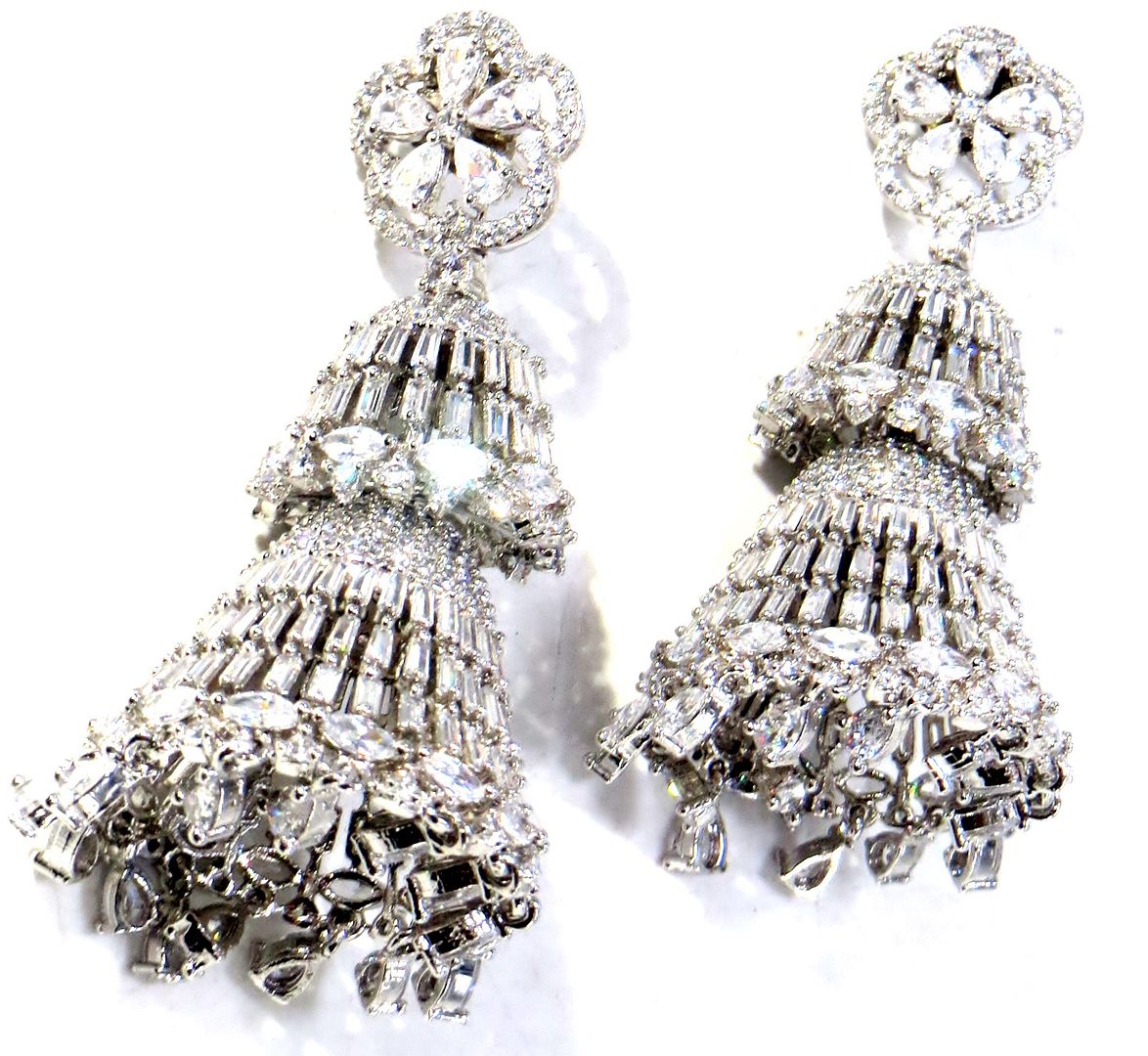 Jewelshingar Jewellery Silver Plated Diamond Earring For Women ( 62132EAJ )