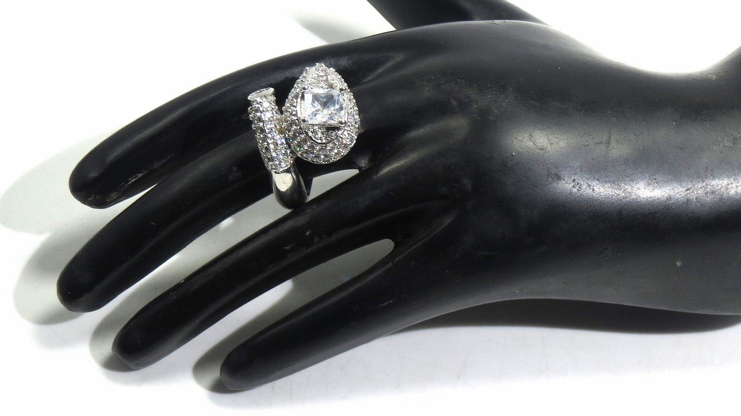 Jewelshingar Jewellery American Diamond Clear Colour Size 16 Silver Plated Ring For Girls ( 93170RIN )