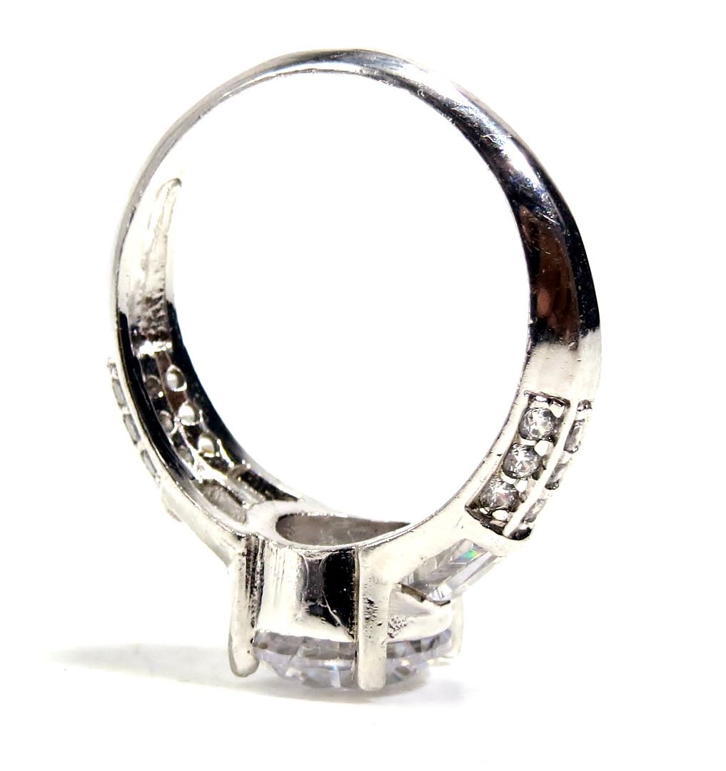 Jewelshingar Jewellery American Diamond Clear Colour Size 17 Silver Plated Ring For Girls ( 93362RIN )