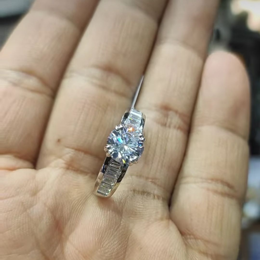 Signity Ring with Silver Plating By Chokerset SRNP2004