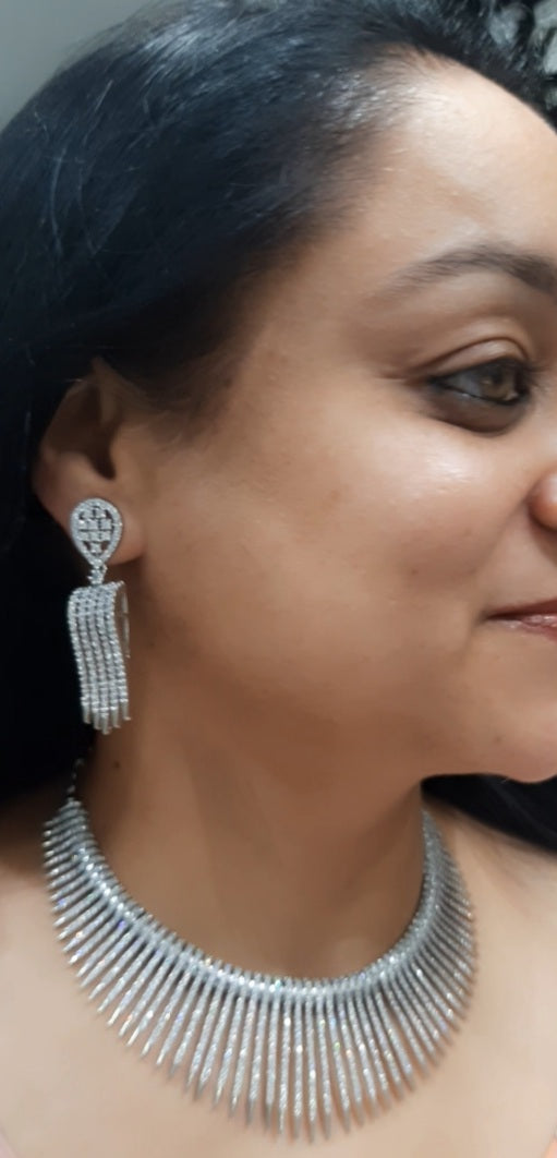 Jewelshingar necklace set in diamond look (90525NAD)