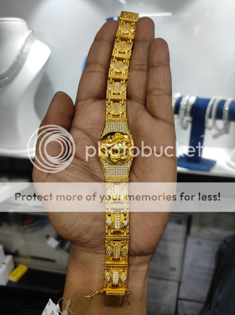 200 Milligram Gold Forming Bracelet By Chokerset WAB509