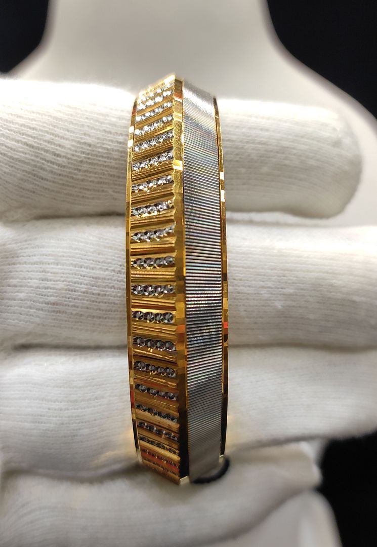 200 Mg. Gold Forming Concept Gents Kada By Chokerset CSGK3004-2.4
