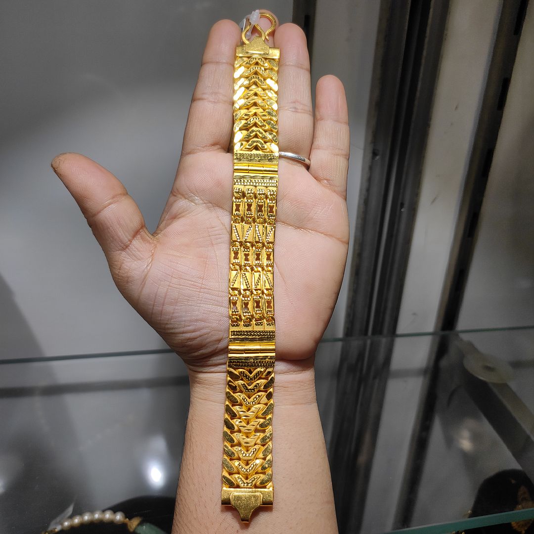 200 Milligram Gold Forming Bracelet By Chokerset WAB626