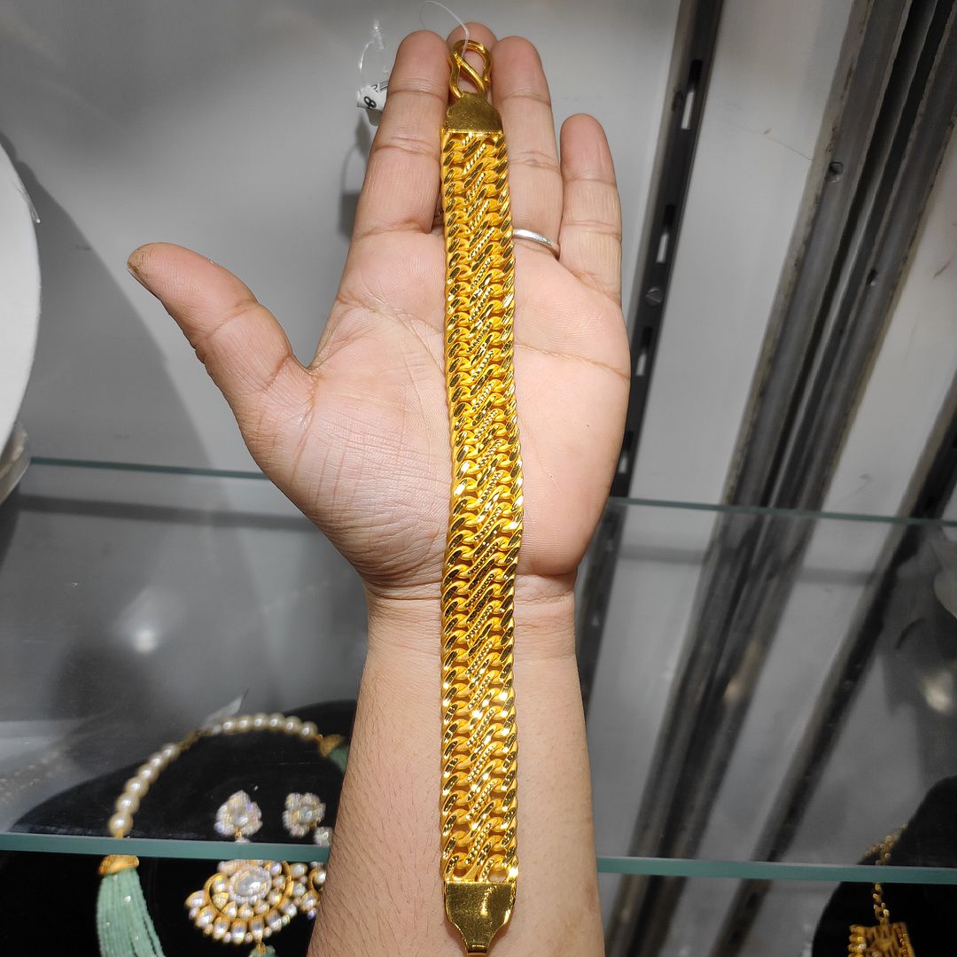 200 Milligram Gold Forming Bracelet By Chokerset WAB623