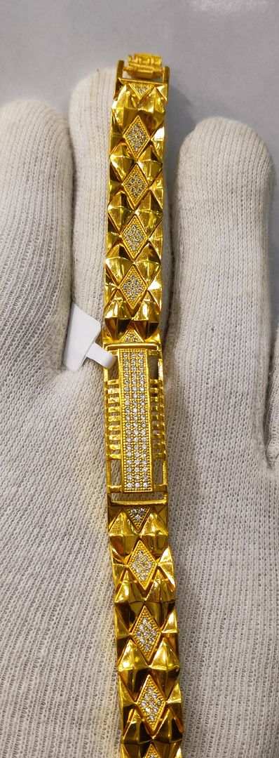 8 Size 300 Mg. Gold Forming Bracelet By Chokerset BRACE368