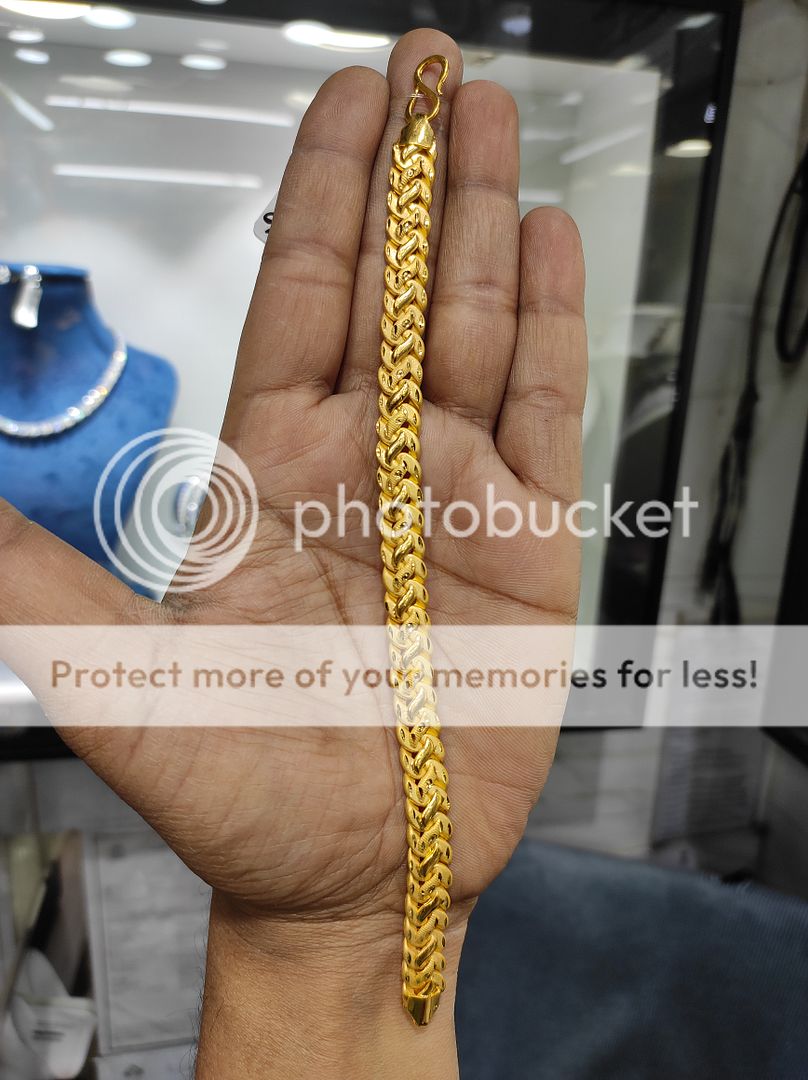 200 Milligram Gold Forming Bracelet By Chokerset WAB526