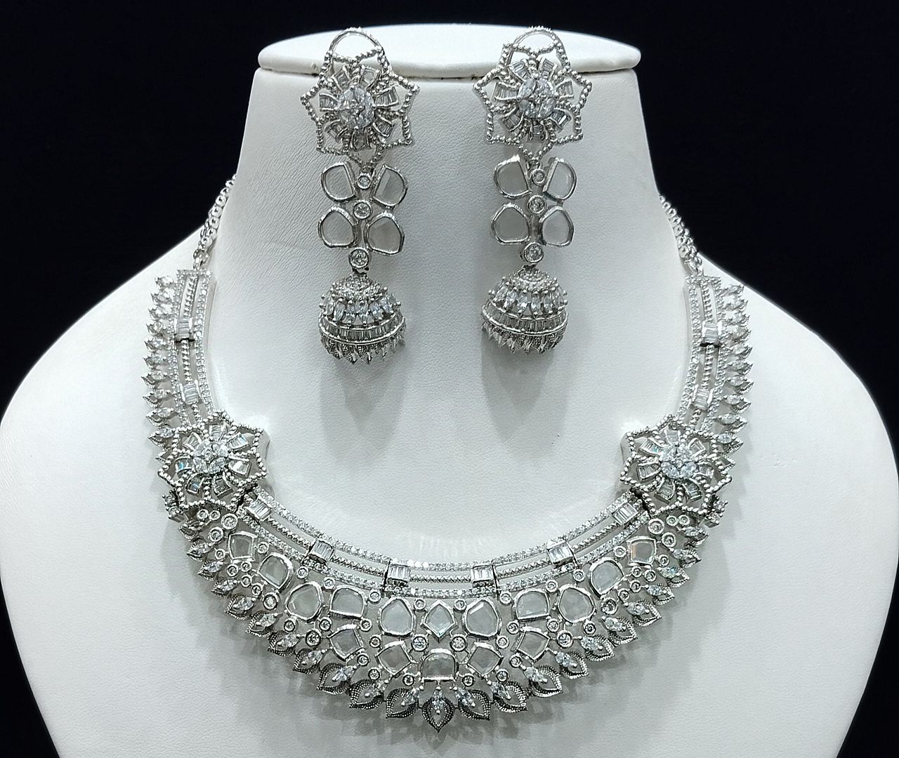 Silver Colour Silver Plating Necklace By Chokerset CSNAD765