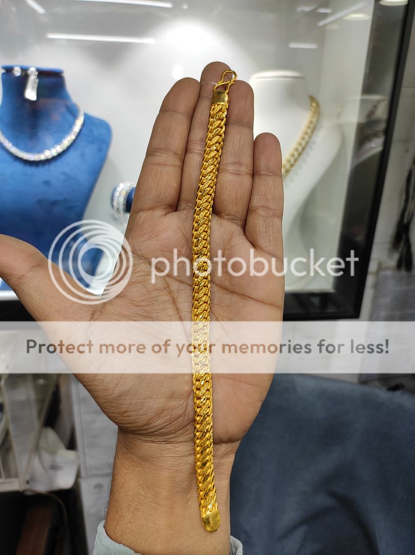 200 Milligram Gold Forming Bracelet By Chokerset WAB516