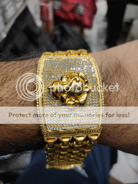 200 Milligram Gold Forming Bracelet By Chokerset WAB503