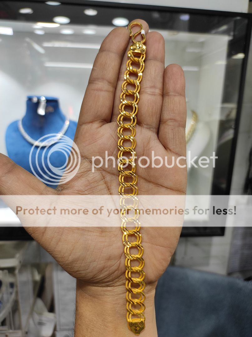 200 Milligram Gold Forming Bracelet By Chokerset WAB521