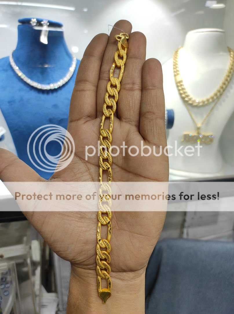 200 Milligram Gold Forming Bracelet By Chokerset WAB545