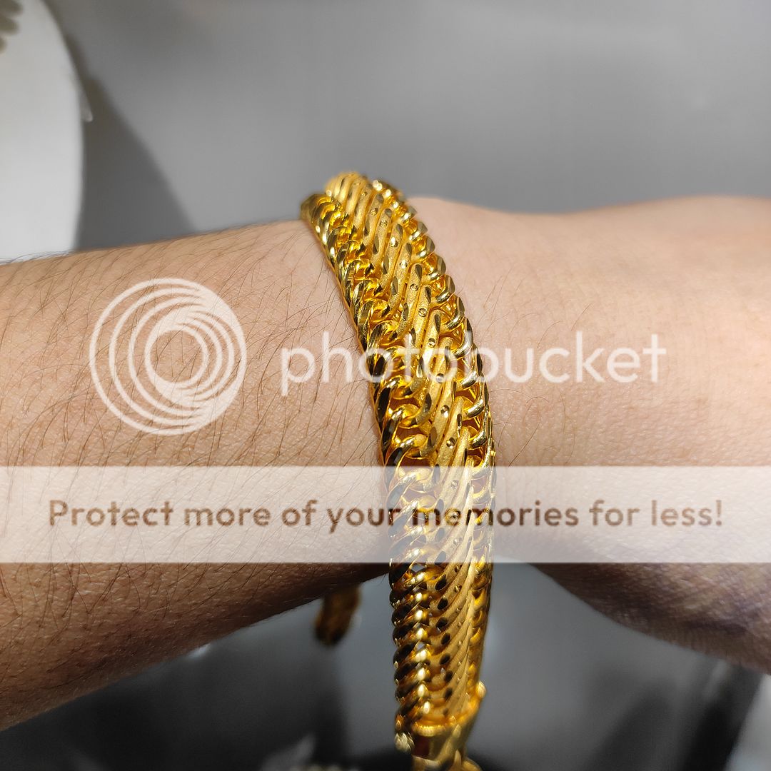 200 Milligram Gold Forming Bracelet By Chokerset WAB615