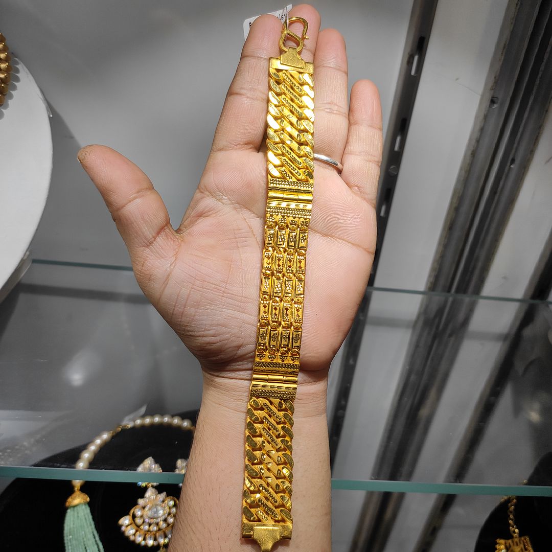 200 Milligram Gold Forming Bracelet By Chokerset WAB625