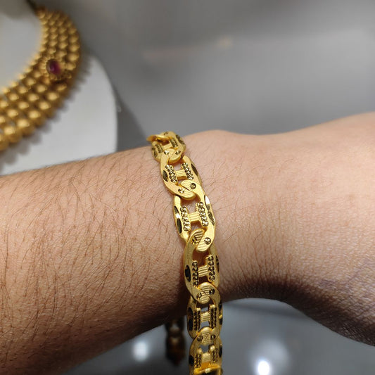 200 Milligram Gold Forming Bracelet By Chokerset WAB637