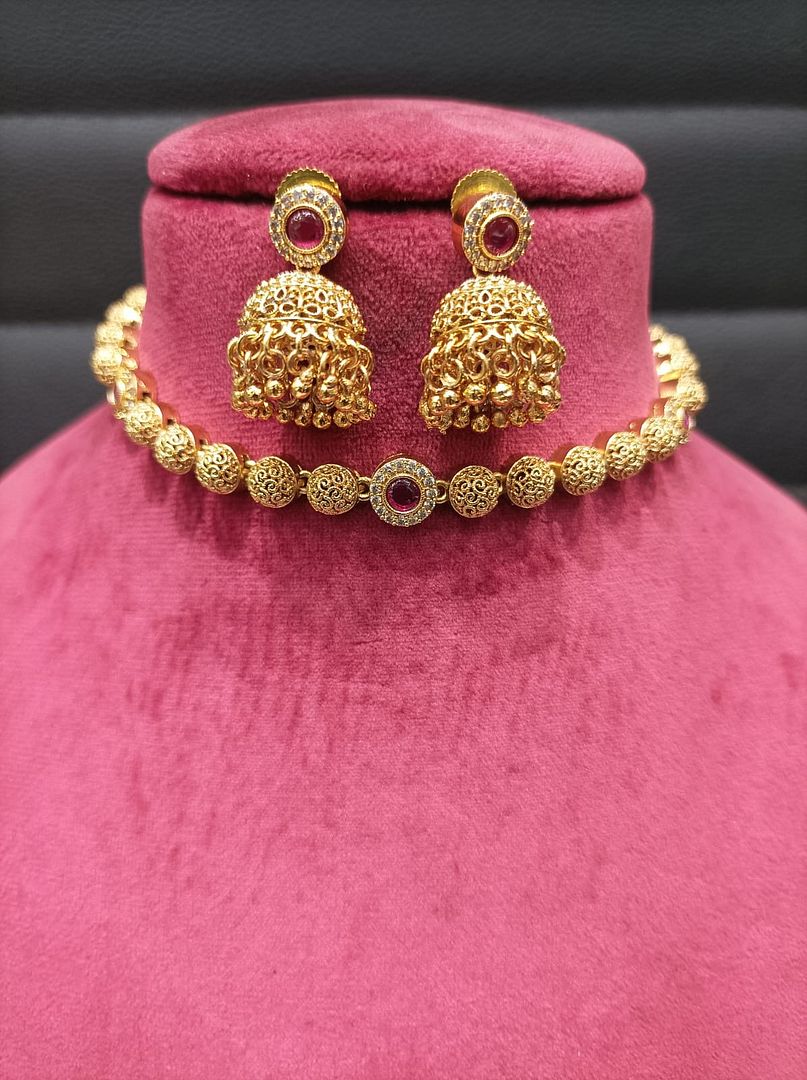 Polki Antique Necklace By Chokerset Colour Ruby, Plating Gold CSKS4395
