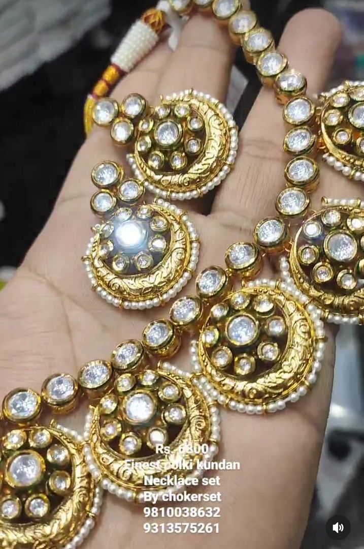 Kundan Necklace In Clear Colour And Gold Plating By Chokerset NKWA0006