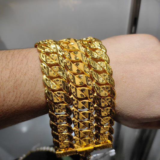 200 Milligram Gold Forming Bracelet By Chokerset WAB605