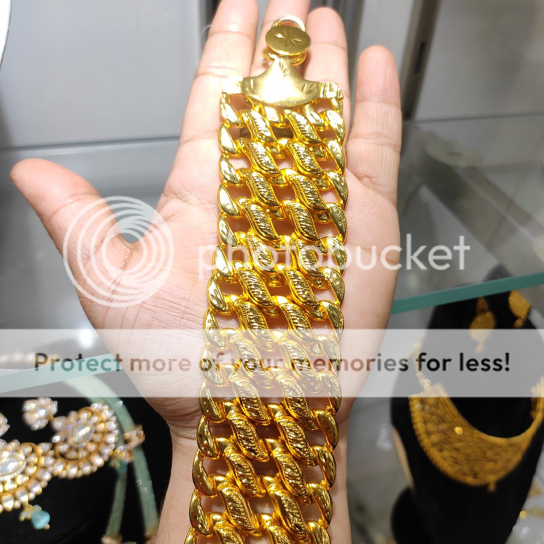 200 Milligram Gold Forming Bracelet By Chokerset WAB603