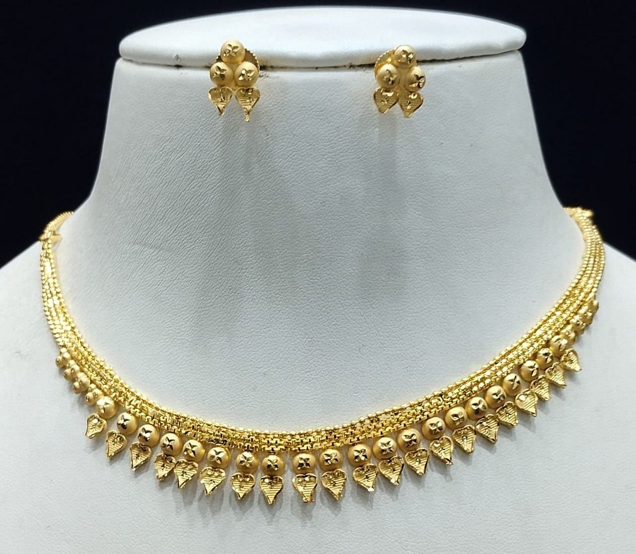 Gold Forming Jewellery Sets By Chokerset CSGF3553