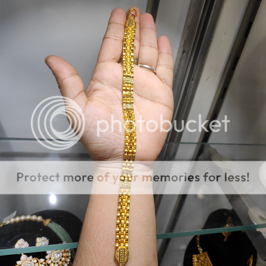 200 Milligram Gold Forming Bracelet By Chokerset WAB629