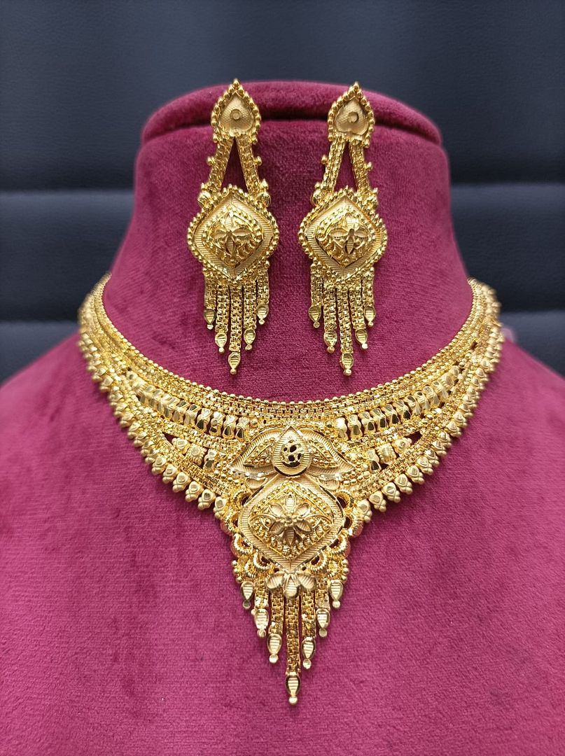 Gold Forming Jewellery Sets By Chokerset CSGF3586