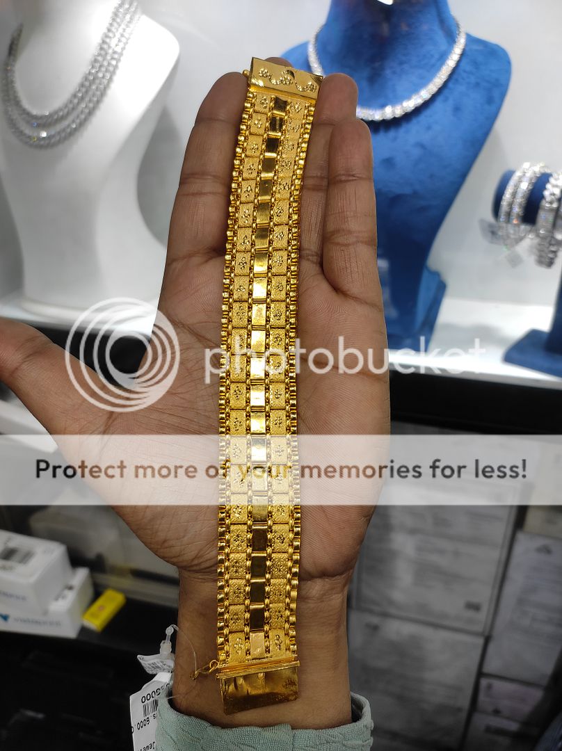 200 Milligram Gold Forming Bracelet By Chokerset WAB507