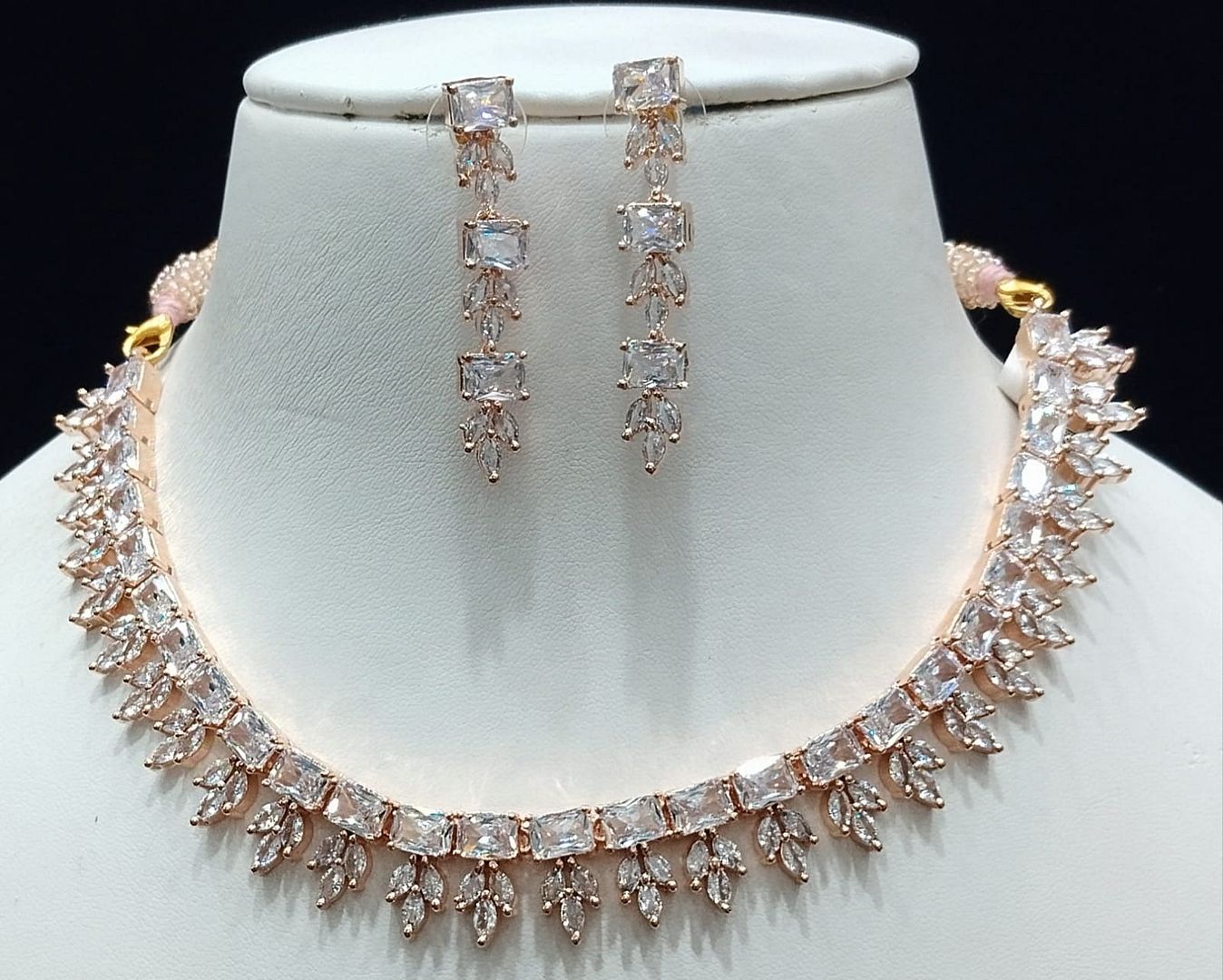 Zircon Necklace By Chokerset Colour Clear, Plating Rose Gold CSNA4436