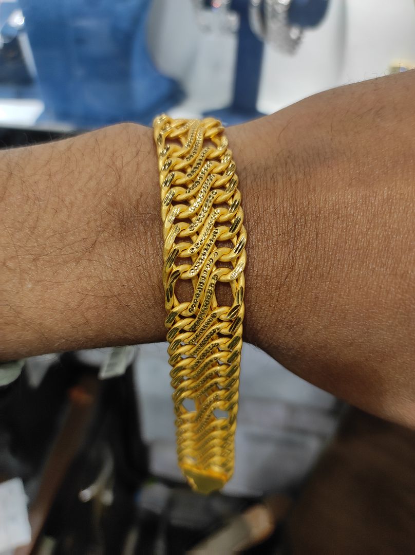 200 Milligram Gold Forming Bracelet By Chokerset WAB559