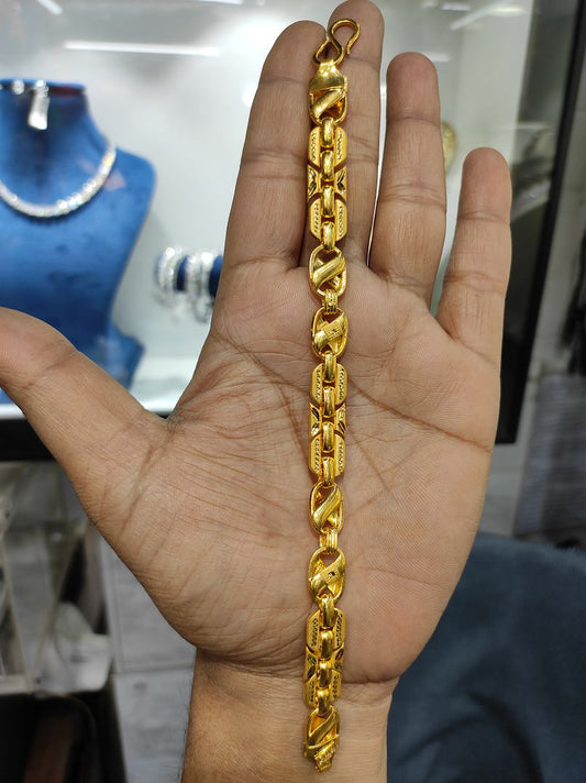 200 Milligram Gold Forming Bracelet By Chokerset WAB515