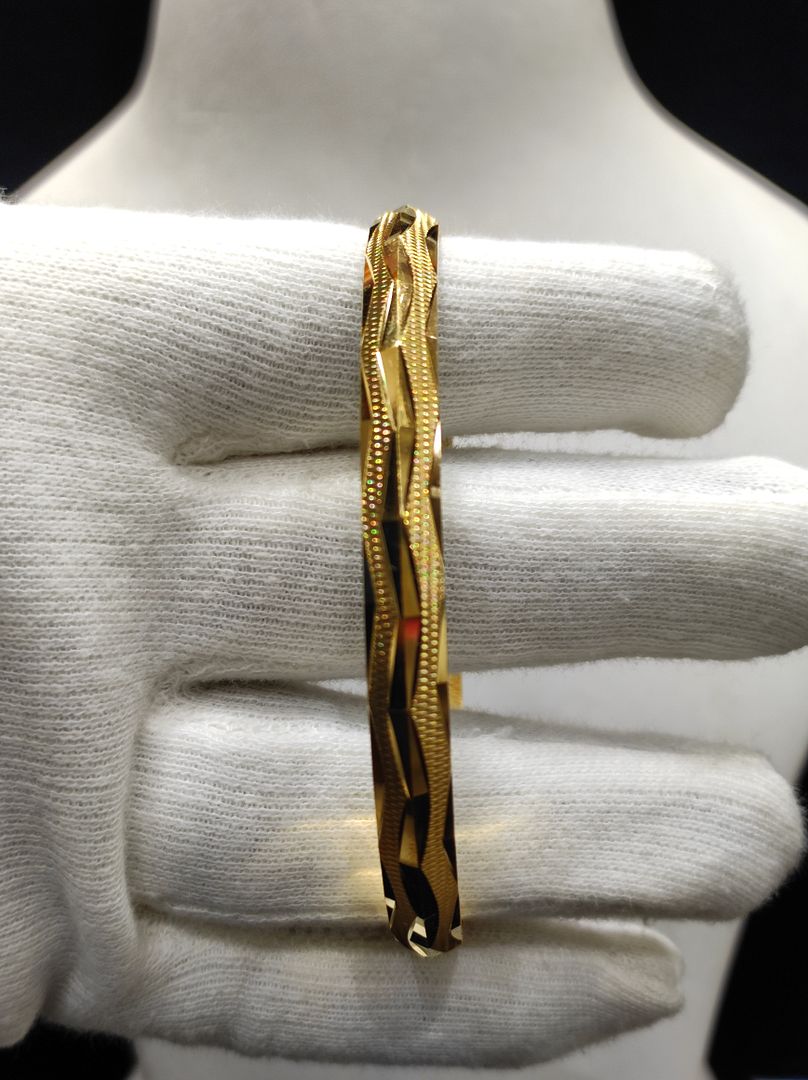 200 Mg. Gold Forming Concept Gents Kada By Chokerset CSGK3007-2.4
