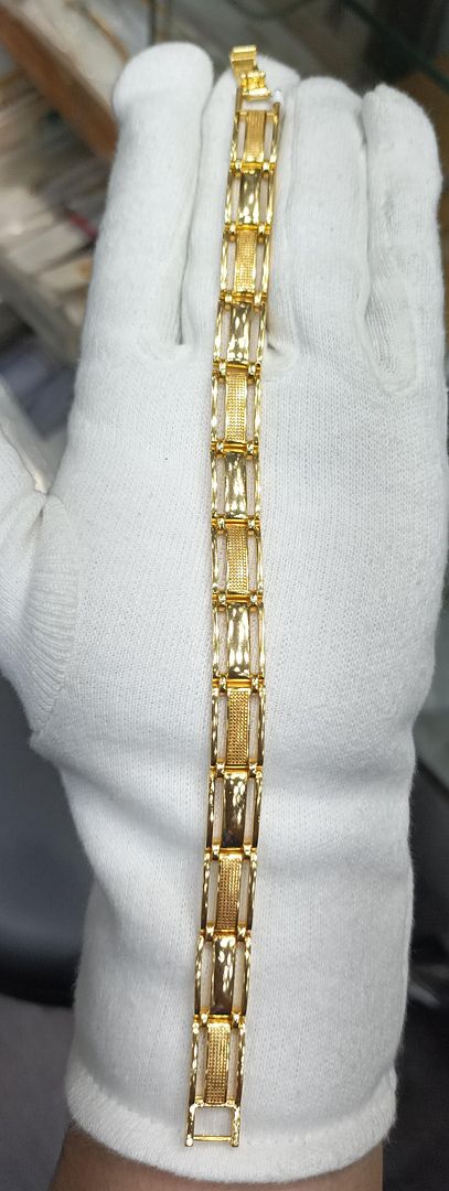 8.5 Size 25 Mg. Gold Forming Bracelet By Chokerset BRACE351