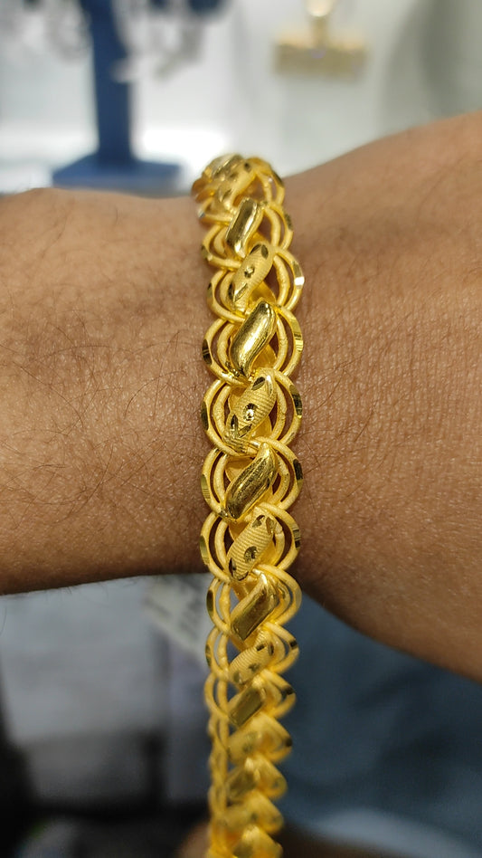 200 Milligram Gold Forming Bracelet By Chokerset WAB524