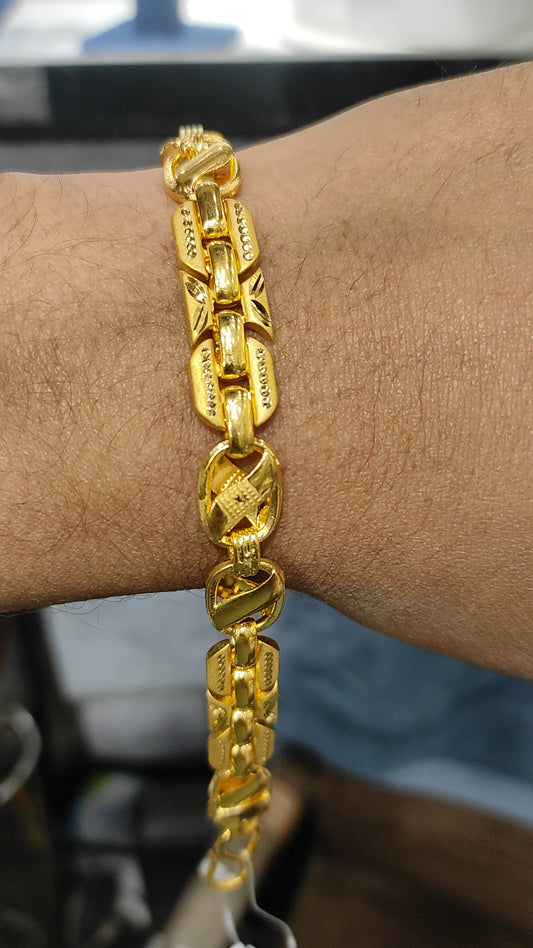 200 Milligram Gold Forming Bracelet By Chokerset WAB515