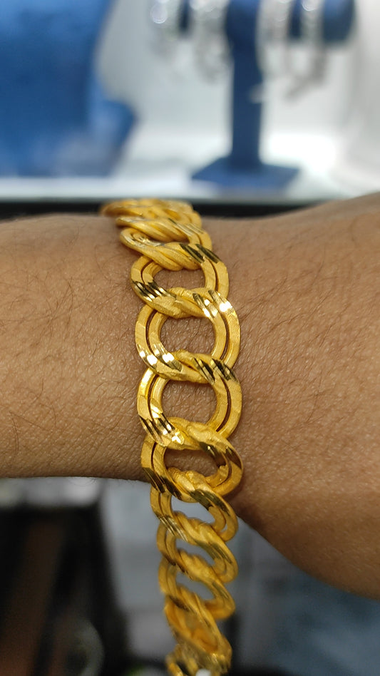 200 Milligram Gold Forming Bracelet By Chokerset WAB513