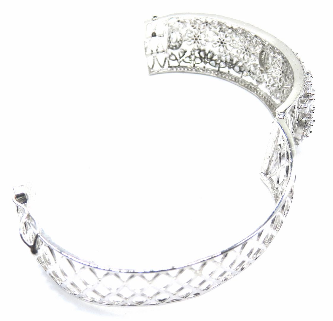 Jewelshingar Jewellery clear Bracelet For Women ( 54551BCD )