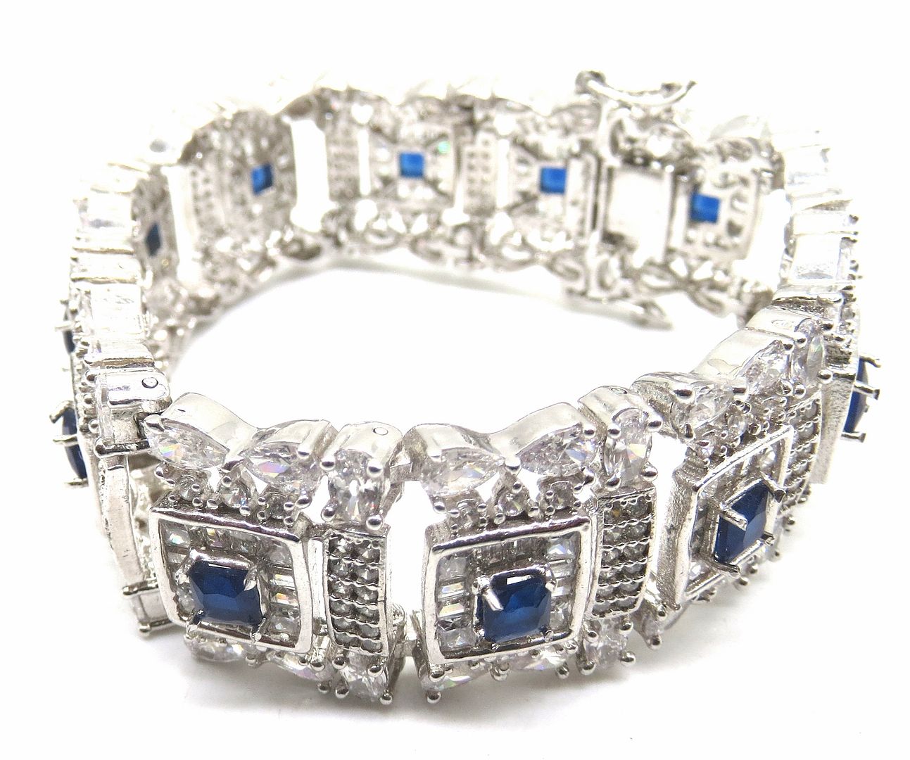 Jewelshingar Jewellery blue Bracelet For Women ( 54609CBD )