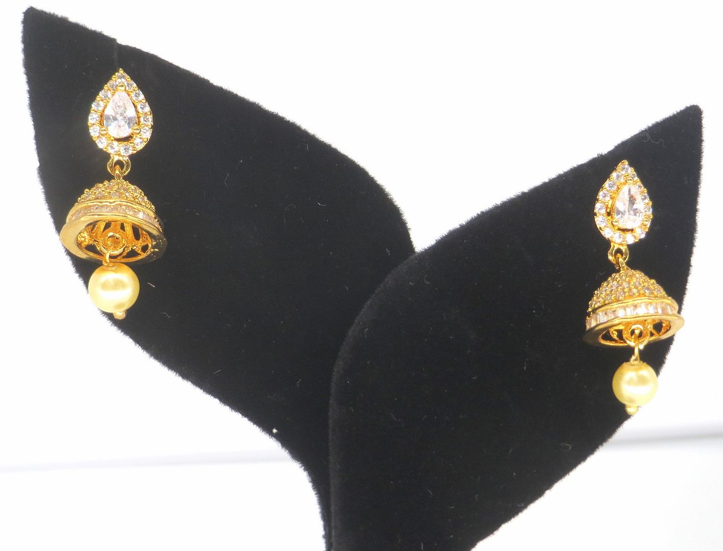 Jewelshingar Jewellery Gold Plated Clear Colour Earrings For Women ( 57448EAJ )