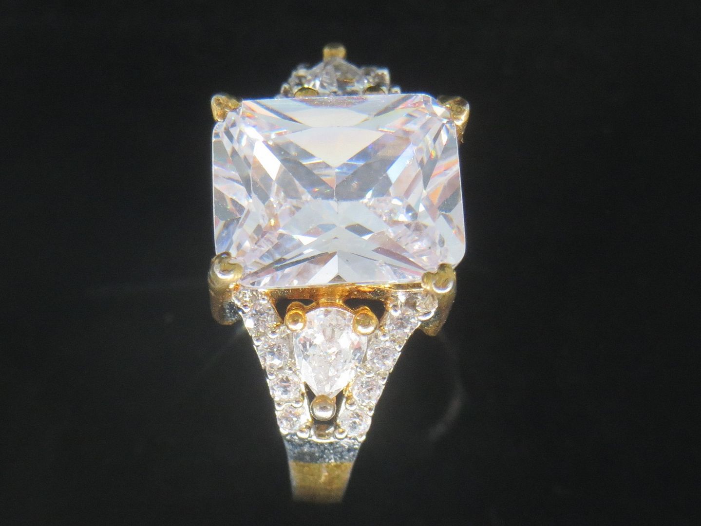 Jewelshingar Jewellery American Diamond Clear Colour Size 15 Gold Plated Ring For Girls ( 59062RIN )
