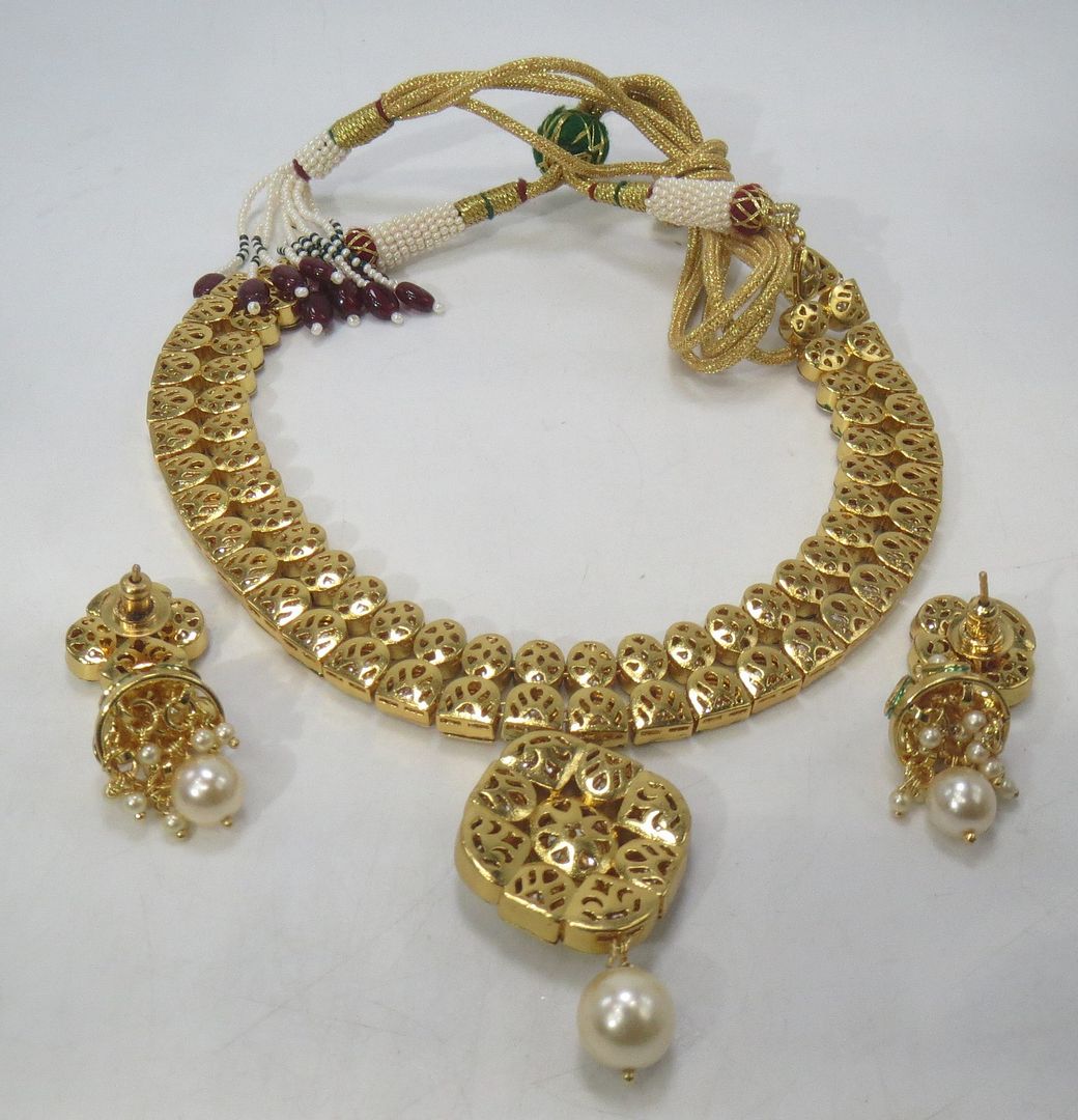 Jewelshingar Jewellery Fine Antique Polki Kundan Gold Plated Clear Colour Necklace For Women ( 60592ACS )