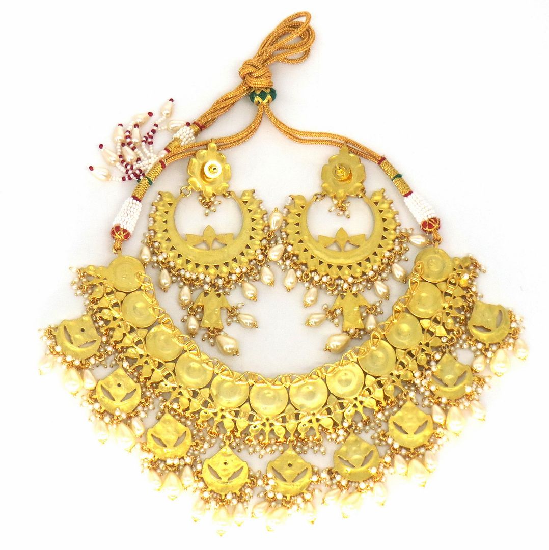 Jewelshingar Jewellery Fine Antique Polki Kundan Gold Plated Clear Colour Necklace For Women ( 61366ACS )