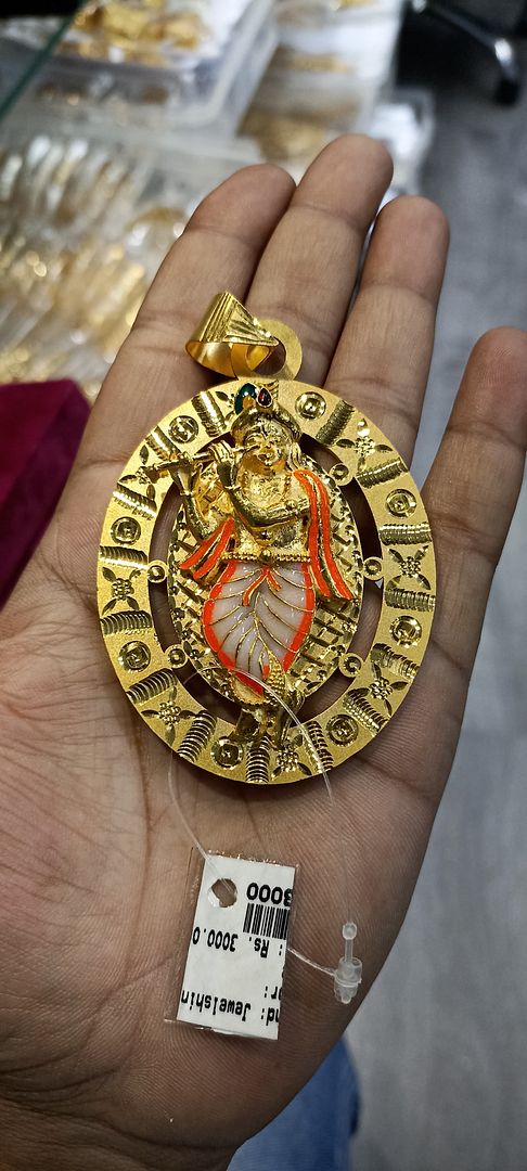 GOLD FORMING 3 SIZE KRISHNA PENDANT BY CHOKERSET P7654415