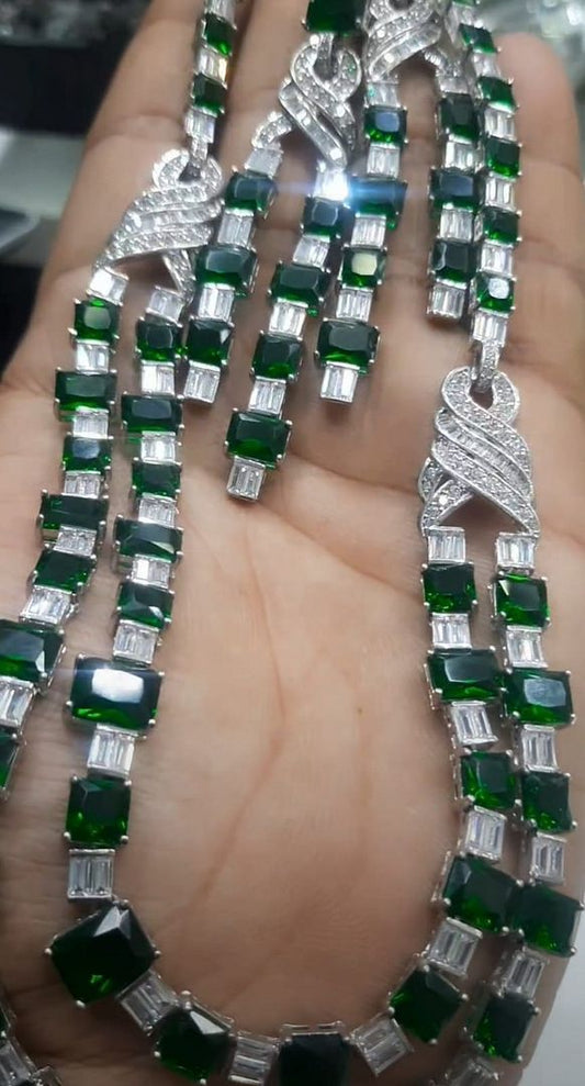 Zircon Necklace In Green Colour And Silver Plating By Chokerset NKWA0151