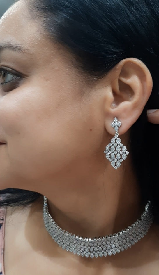 Jewelshingar necklace set in diamond look (95704NAD)